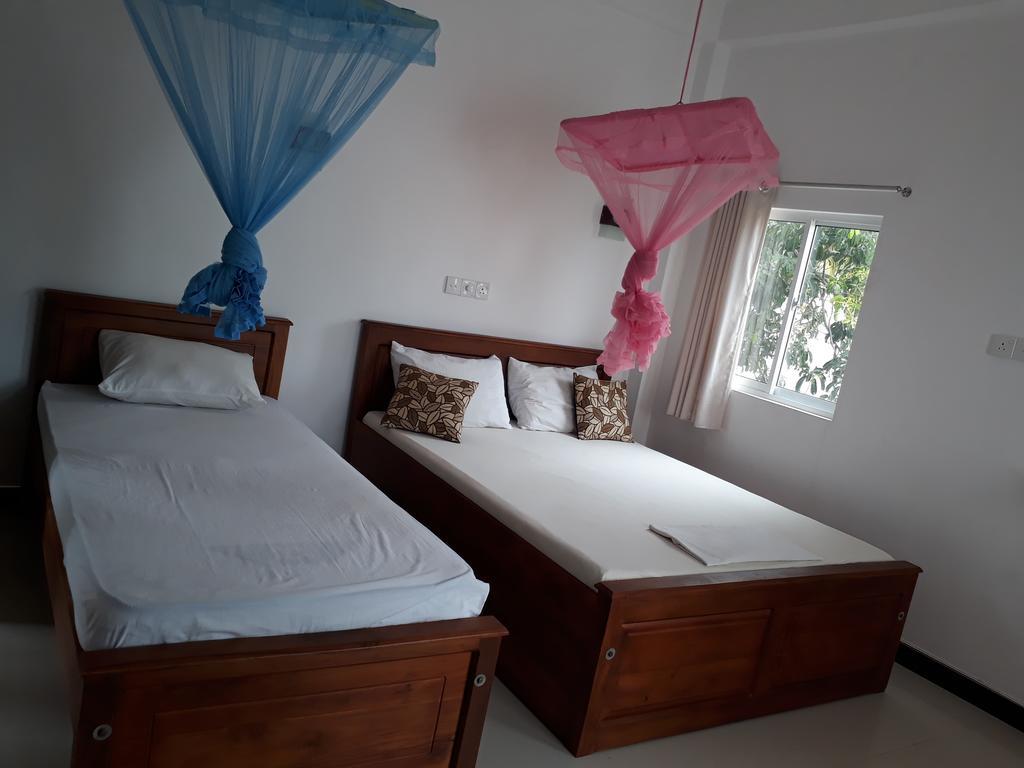 Anna Tourist Inn เนกอมโบ ภายนอก รูปภาพ