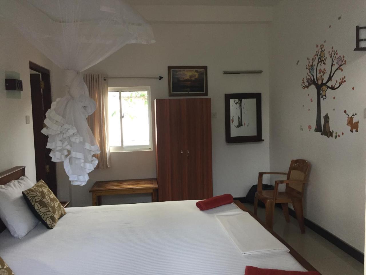 Anna Tourist Inn เนกอมโบ ภายนอก รูปภาพ